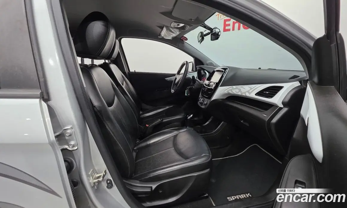 Chevrolet Spark 2018 1.0 автомат (гидро), фото 10 Chevrolet Spark 2018 1.0 автомат (гидро), фото 10