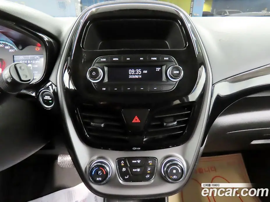 Chevrolet Spark 2018 1.0 автомат (гидро), фото 13