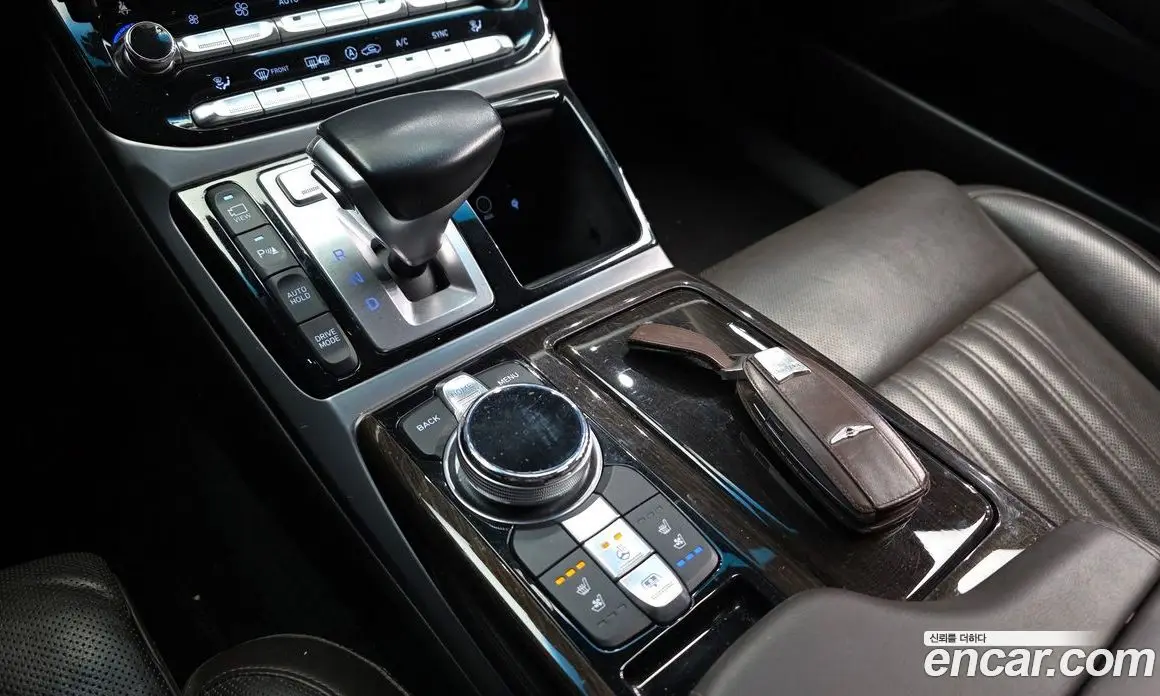 Genesis EQ900 2017 3.8 автомат (гидро), фото 9 Genesis EQ900 2017 3.8 автомат (гидро), фото 9