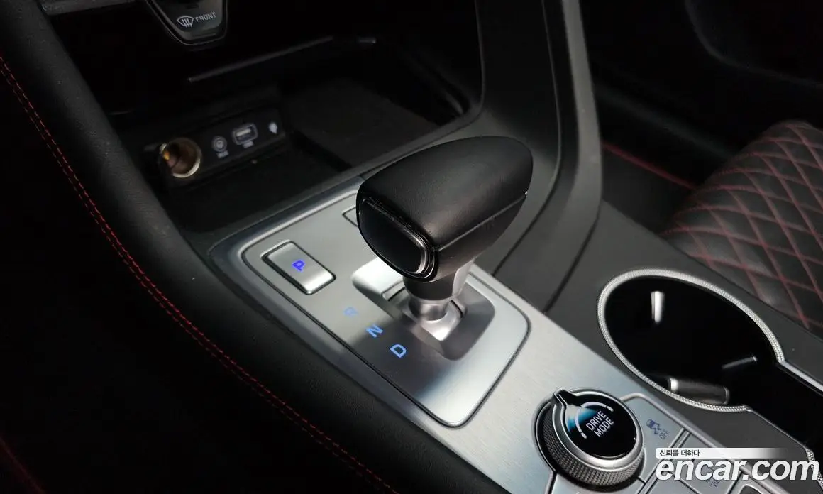 Genesis G70 2018 3.3 автомат (гидро), фото 9 Genesis G70 2018 3.3 автомат (гидро), фото 9