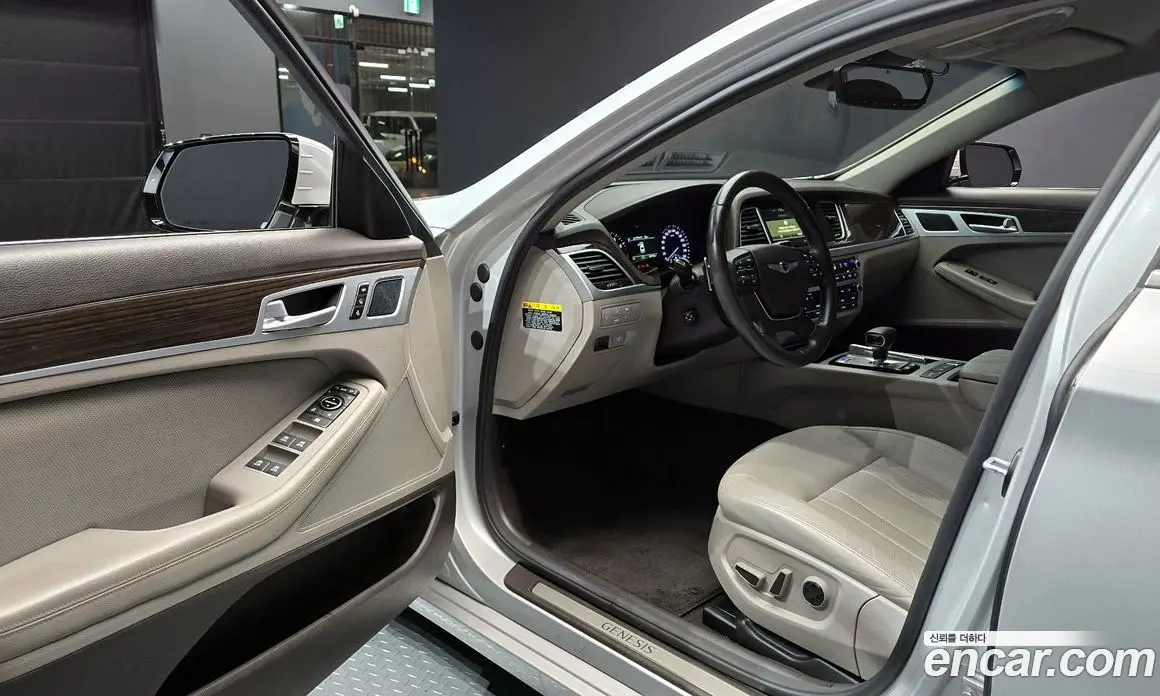 Genesis G80 2018 3.3 автомат (гидро), фото 11 Genesis G80 2018 3.3 автомат (гидро), фото 11