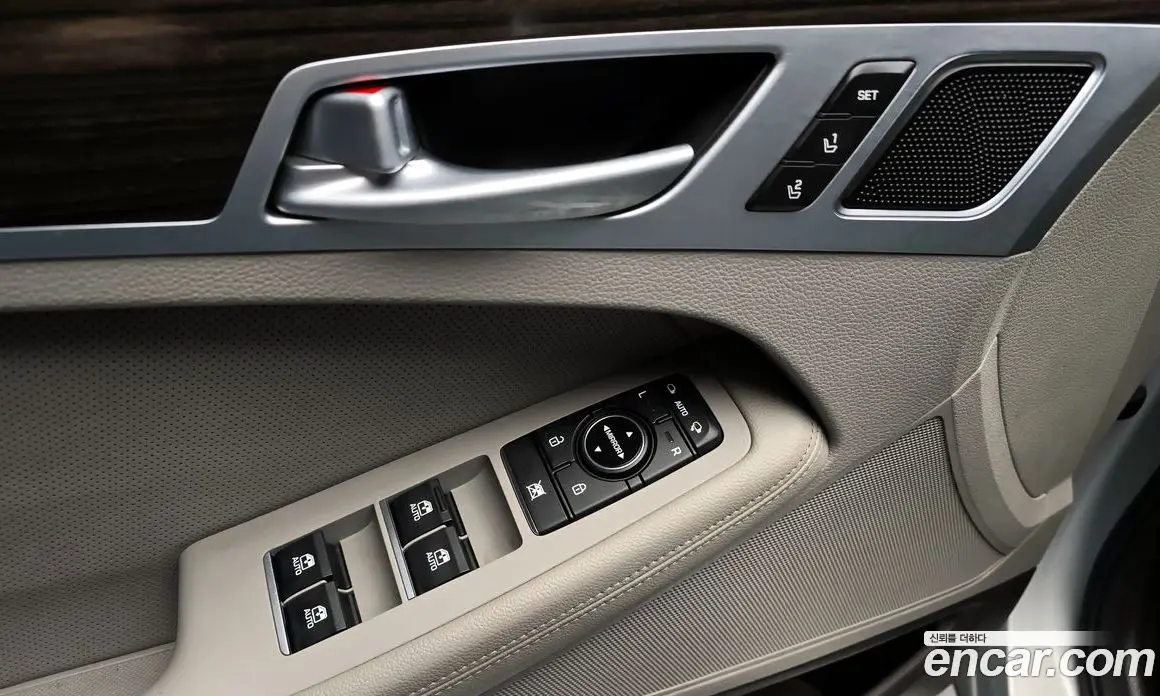 Genesis G80 2018 3.3 автомат (гидро), фото 18 Genesis G80 2018 3.3 автомат (гидро), фото 18