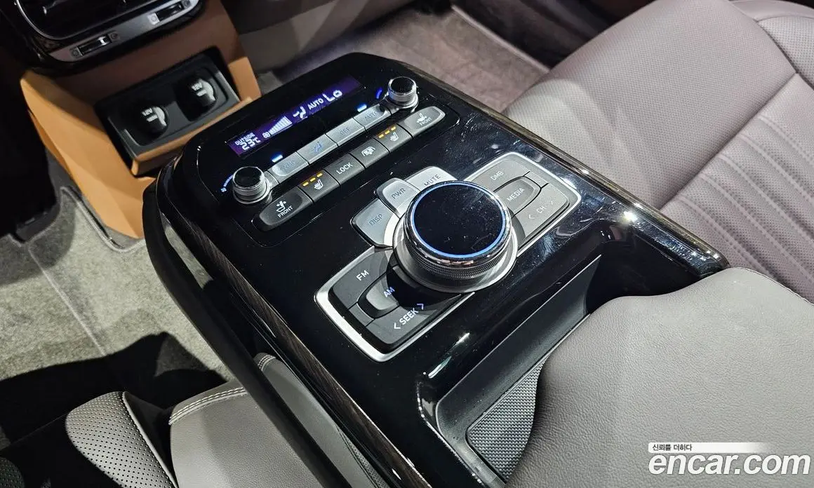 Genesis G90 2019 3.8 автомат (гидро), фото 19
