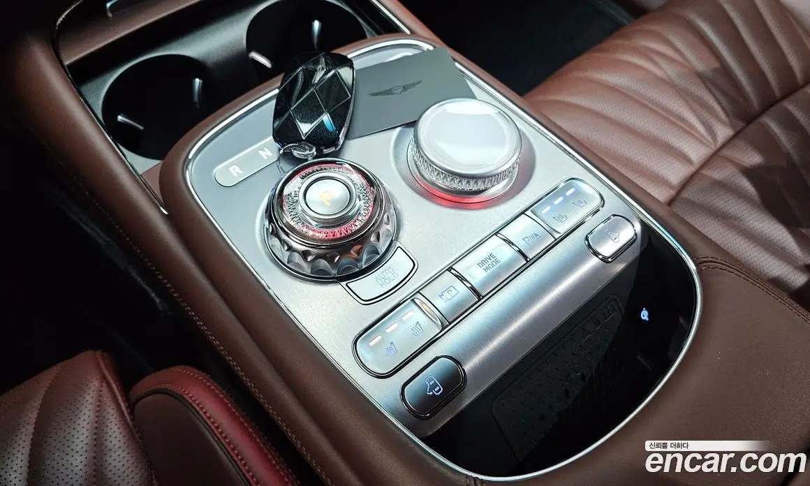 Genesis G90 2023 3.5 автомат (гидро), фото 9 Genesis G90 2023 3.5 автомат (гидро), фото 9