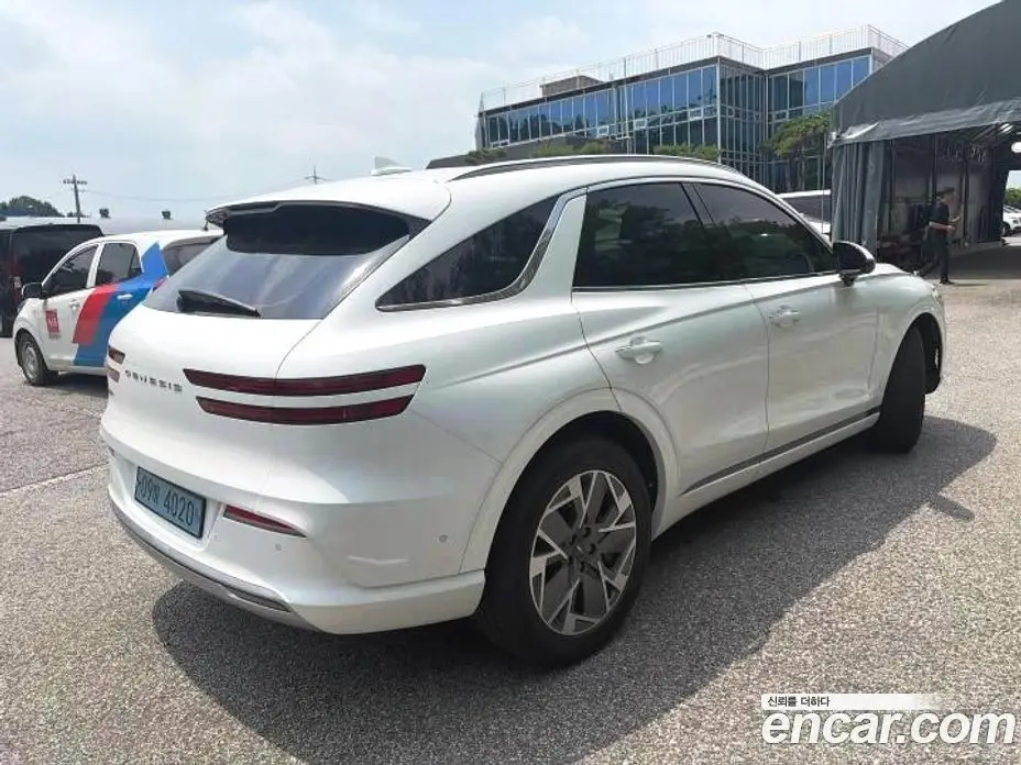 Genesis GV70 2022 0.1 автомат (гидро), фото 11 Genesis GV70 2022 0.1 автомат (гидро), фото 11