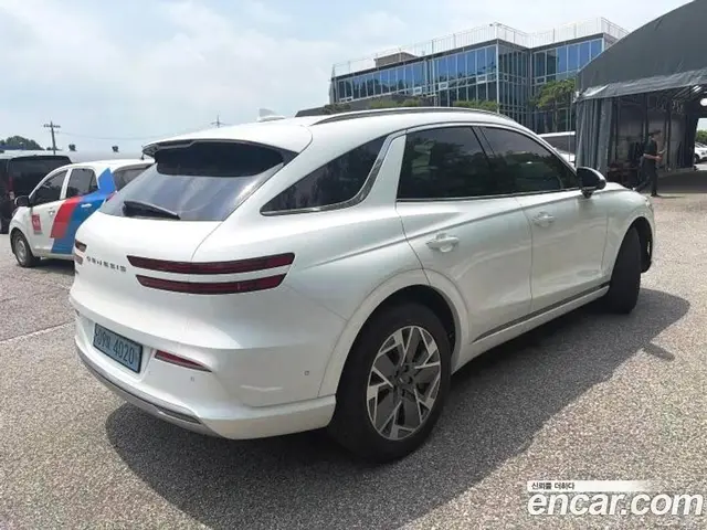 Genesis GV70 2022 0.1 автомат (гидро), миниатюра 11 Genesis GV70 2022 0.1 автомат (гидро), миниатюра 11