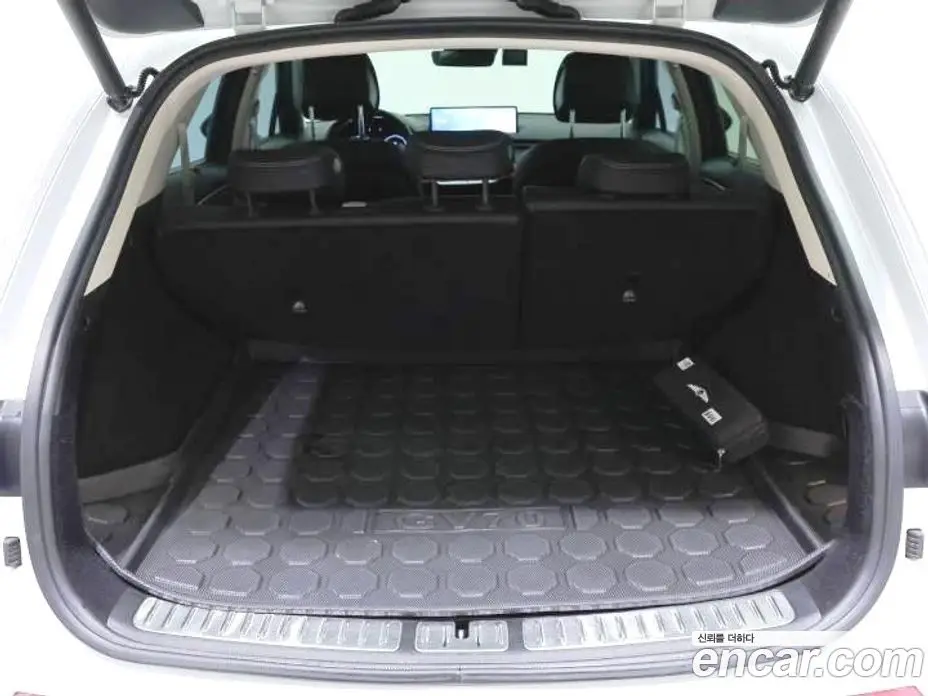 Genesis GV70 2022 0.1 автомат (гидро), фото 13 Genesis GV70 2022 0.1 автомат (гидро), фото 13