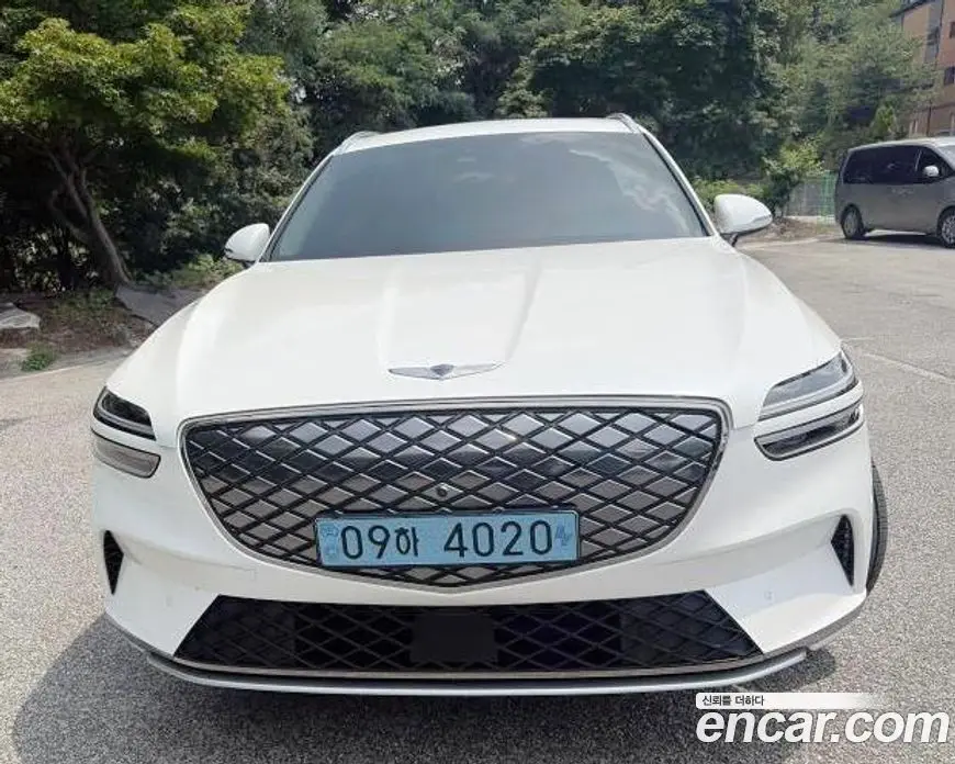 Genesis GV70 2022 0.1 автомат (гидро), фото 3 Genesis GV70 2022 0.1 автомат (гидро), фото 3