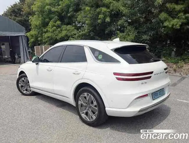 Genesis GV70 2022 0.1 автомат (гидро), миниатюра 6 Genesis GV70 2022 0.1 автомат (гидро), миниатюра 6
