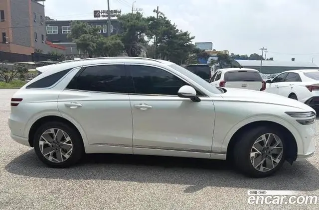 Genesis GV70 2022 0.1 автомат (гидро), миниатюра 10 Genesis GV70 2022 0.1 автомат (гидро), миниатюра 10