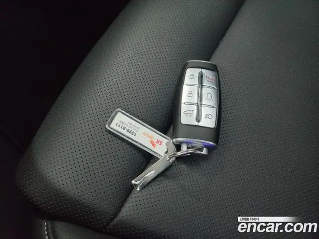 Genesis GV70 2023 2.2 автомат (гидро), миниатюра 10 Genesis GV70 2023 2.2 автомат (гидро), миниатюра 10