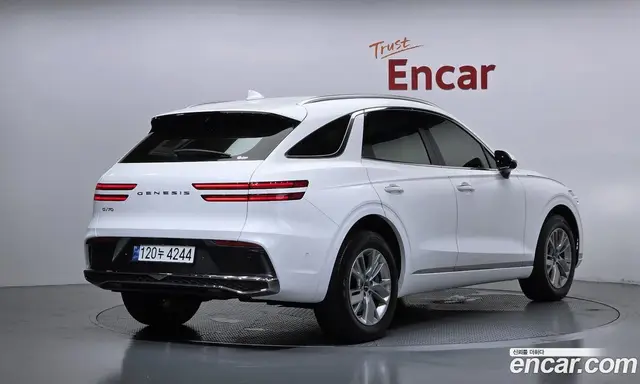 Genesis GV70 2024 2.5 автомат (гидро), миниатюра 2