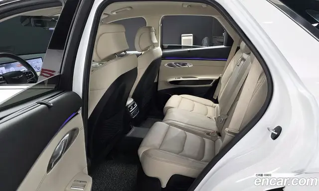 Genesis GV70 2024 2.5 автомат (гидро), миниатюра 12