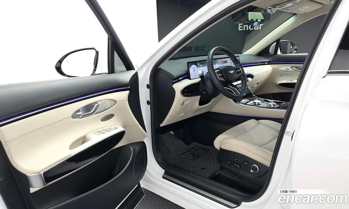 Genesis GV70 2024 2.5 автомат (гидро), фото 10