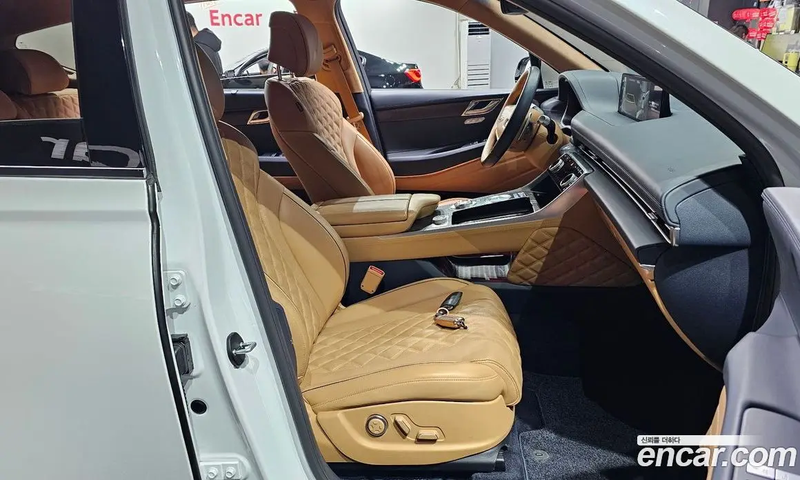 Genesis GV80 2021 2.5 автомат (гидро), фото 10 Genesis GV80 2021 2.5 автомат (гидро), фото 10