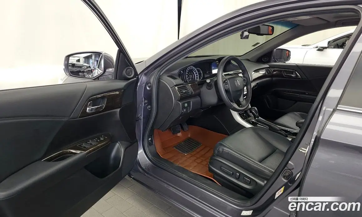Honda Accord 2015 2.4 автомат (гидро), фото 10 Honda Accord 2015 2.4 автомат (гидро), фото 10