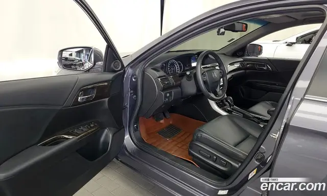 Honda Accord 2015 2.4 автомат (гидро), миниатюра 10 Honda Accord 2015 2.4 автомат (гидро), миниатюра 10