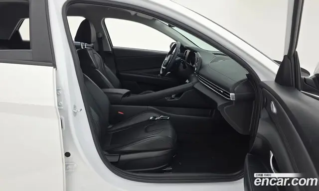 Hyundai Avante 2023 1.6 автомат (гидро), миниатюра 12