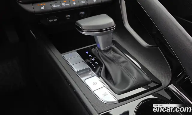 Hyundai Avante 2023 1.6 автомат (гидро), миниатюра 9