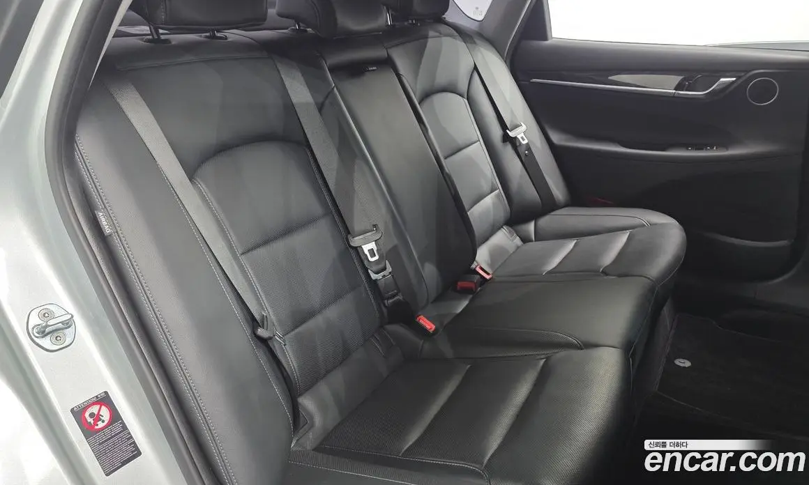 Hyundai Grandeur 2016 2.4 автомат (гидро), фото 12 Hyundai Grandeur 2016 2.4 автомат (гидро), фото 12