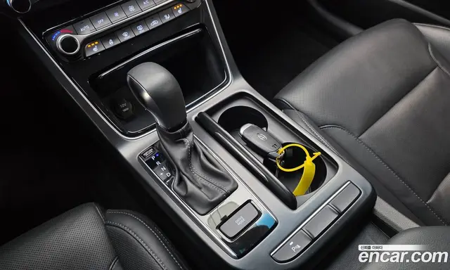 Hyundai Grandeur 2016 2.4 автомат (гидро), миниатюра 9 Hyundai Grandeur 2016 2.4 автомат (гидро), миниатюра 9