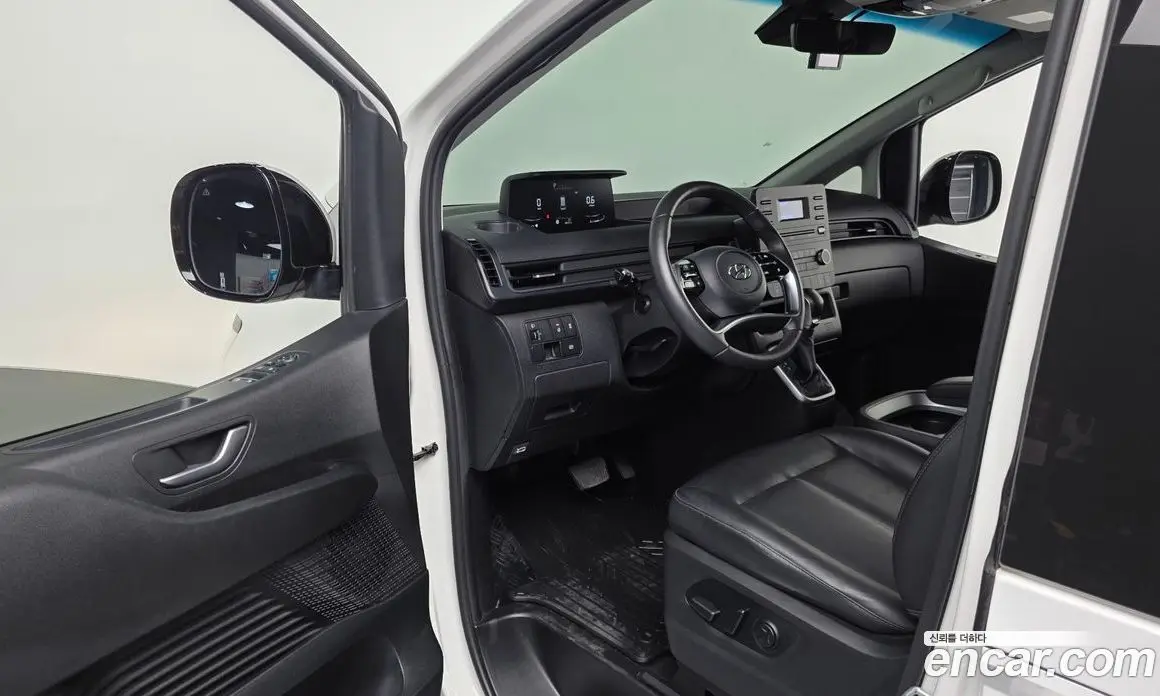 Hyundai Staria 2021 3.5 автомат (гидро), фото 10 Hyundai Staria 2021 3.5 автомат (гидро), фото 10