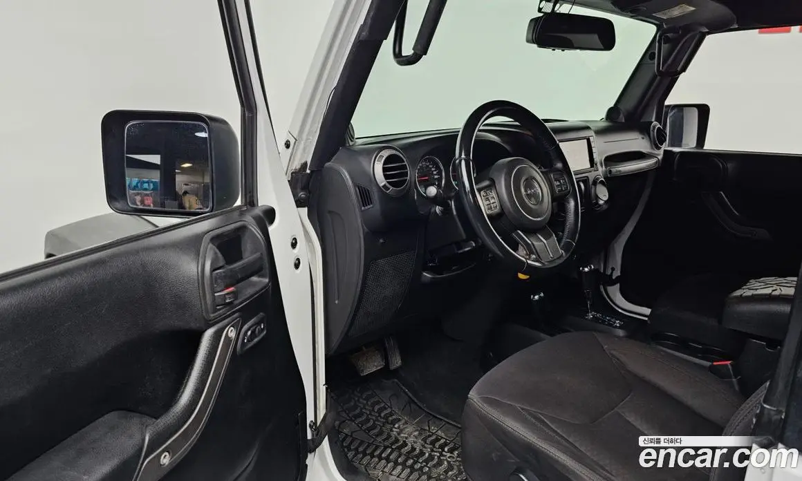 Jeep Wrangler 2013 3.6 автомат (гидро), фото 10 Jeep Wrangler 2013 3.6 автомат (гидро), фото 10