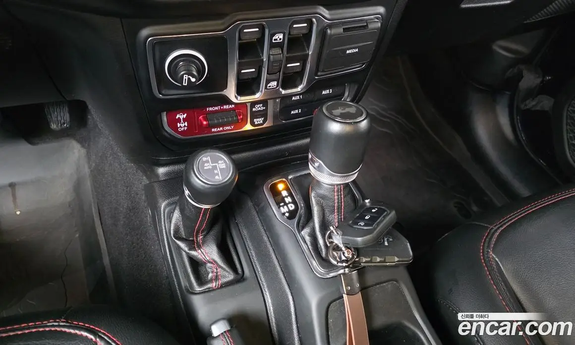 Jeep Wrangler 2022 2.0 автомат (гидро), фото 9 Jeep Wrangler 2022 2.0 автомат (гидро), фото 9
