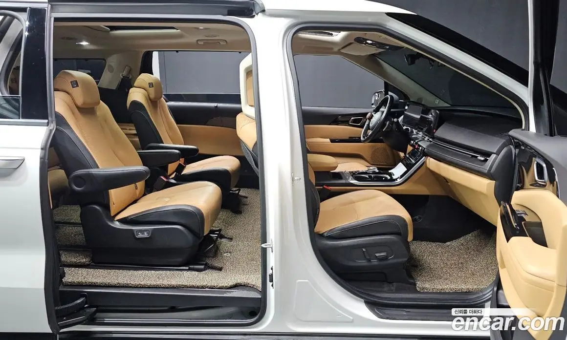 Kia Carnival 2022 2.2 автомат (гидро), фото 19