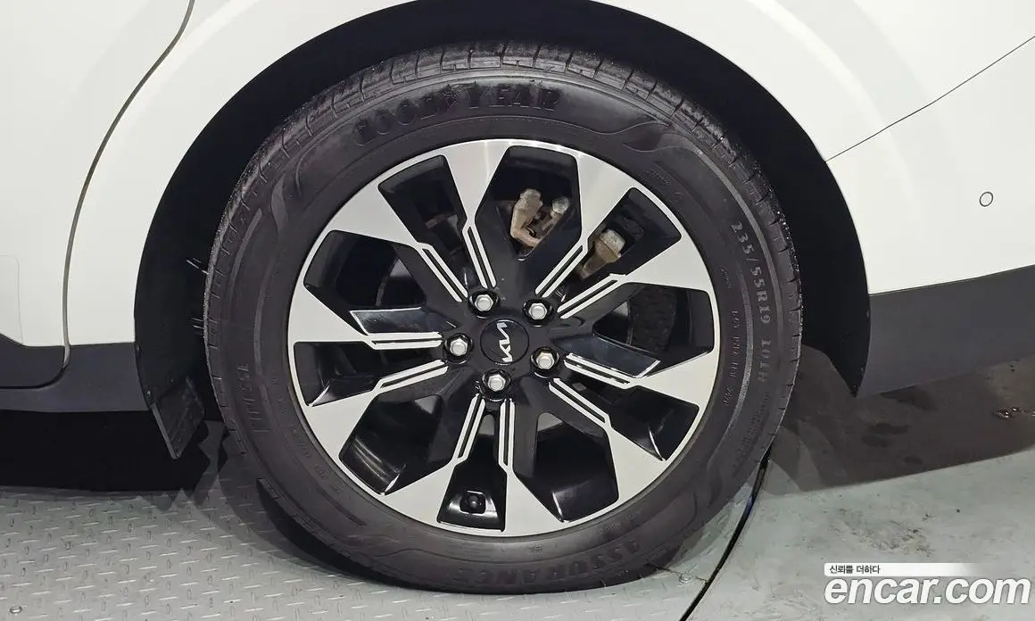 Kia Carnival 2022 2.2 автомат (гидро), фото 5