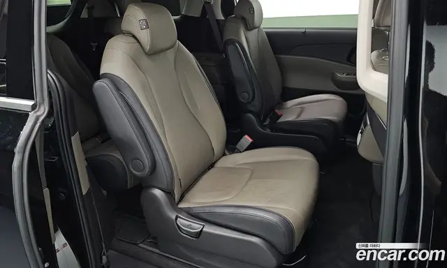 Kia Carnival 2024 3.5 автомат (гидро), миниатюра 11 Kia Carnival 2024 3.5 автомат (гидро), миниатюра 11
