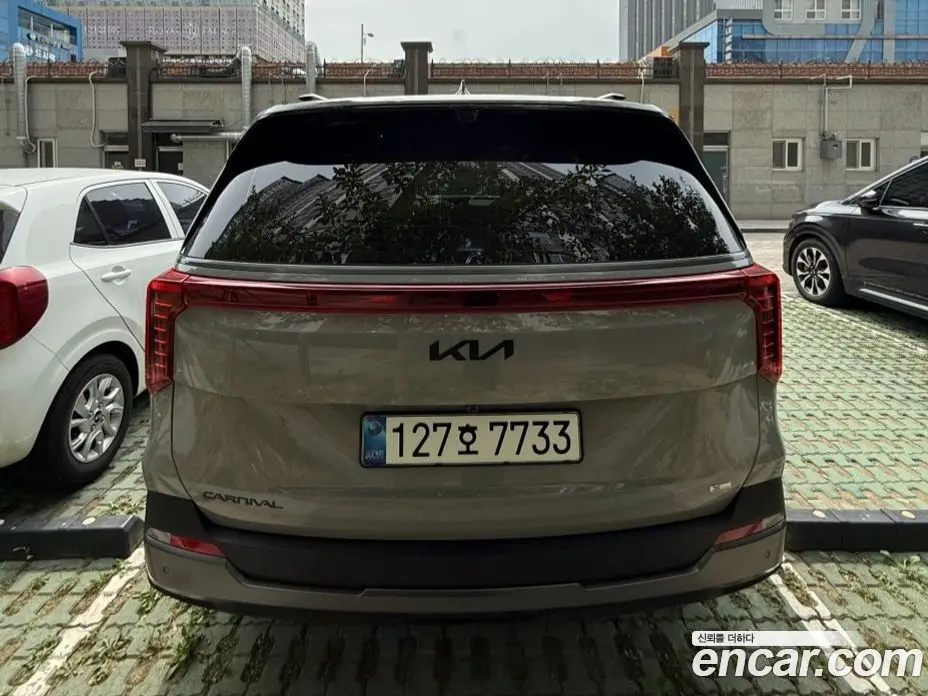 Kia Carnival 2026 1.6 автомат (гидро), фото 2 Kia Carnival 2026 1.6 автомат (гидро), фото 2