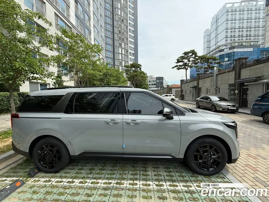 Kia Carnival 2026 1.6 автомат (гидро), фото 3 Kia Carnival 2026 1.6 автомат (гидро), фото 3