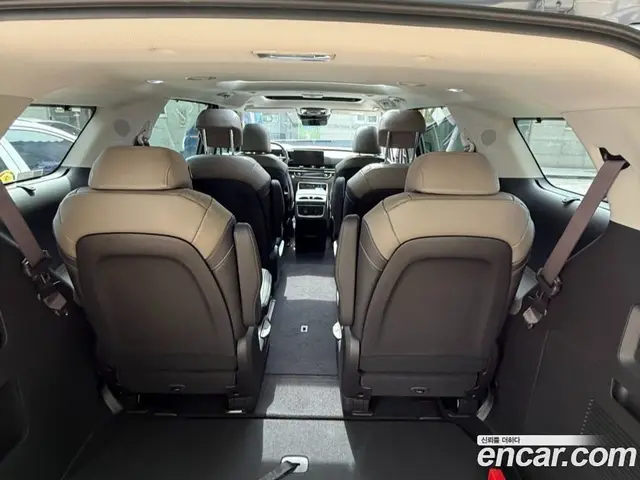 Kia Carnival 2026 1.6 автомат (гидро), миниатюра 5 Kia Carnival 2026 1.6 автомат (гидро), миниатюра 5