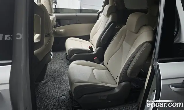 Kia Carnival 2026 1.6 автомат (гидро), миниатюра 12