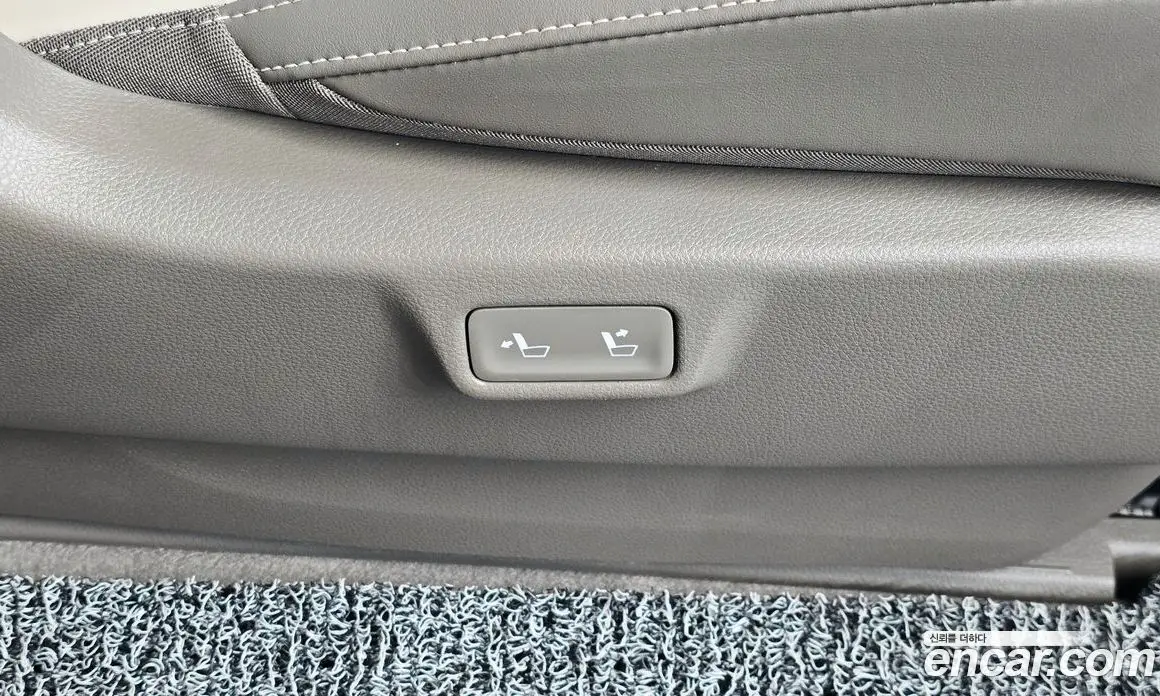 Kia Carnival 2026 1.6 автомат (гидро), фото 17