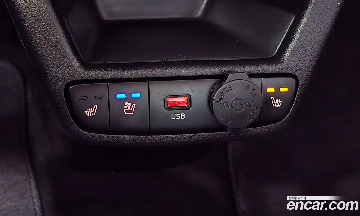 Kia Ray 2023 1.0 автомат (гидро), фото 18