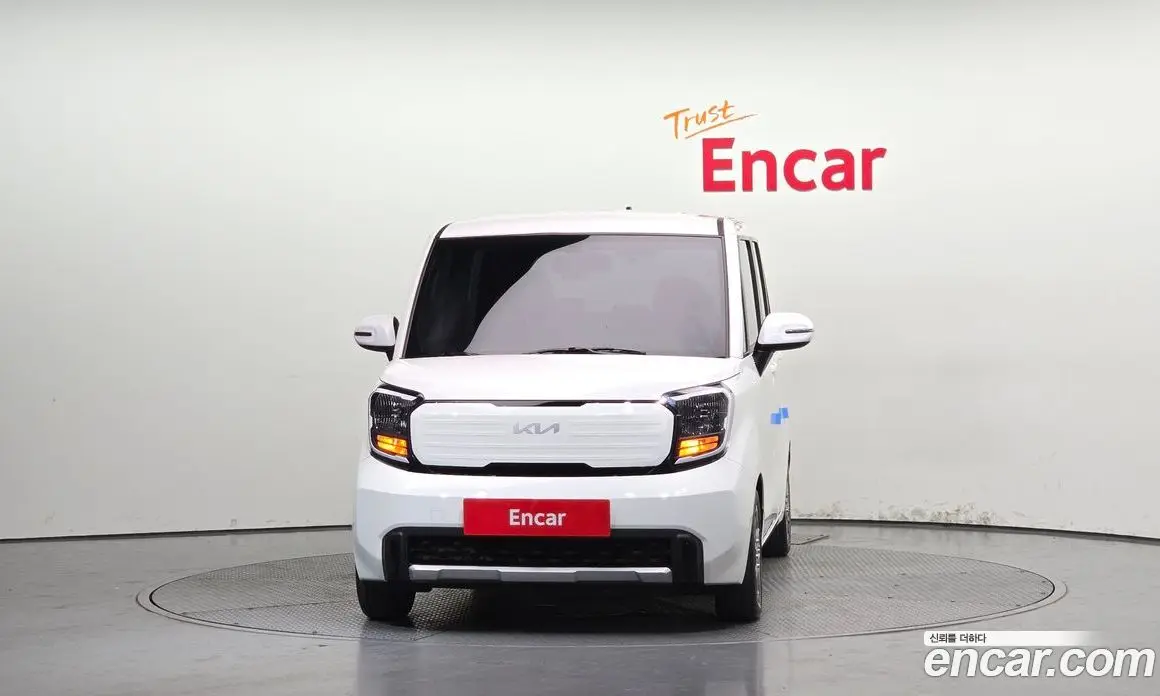 Kia Ray 2023 1.0 автомат (гидро), фото 3