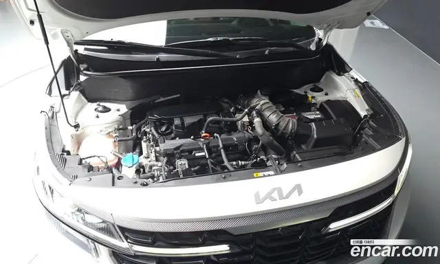 Kia Seltos 2023 1.6 автомат (гидро), миниатюра 6 Kia Seltos 2023 1.6 автомат (гидро), миниатюра 6