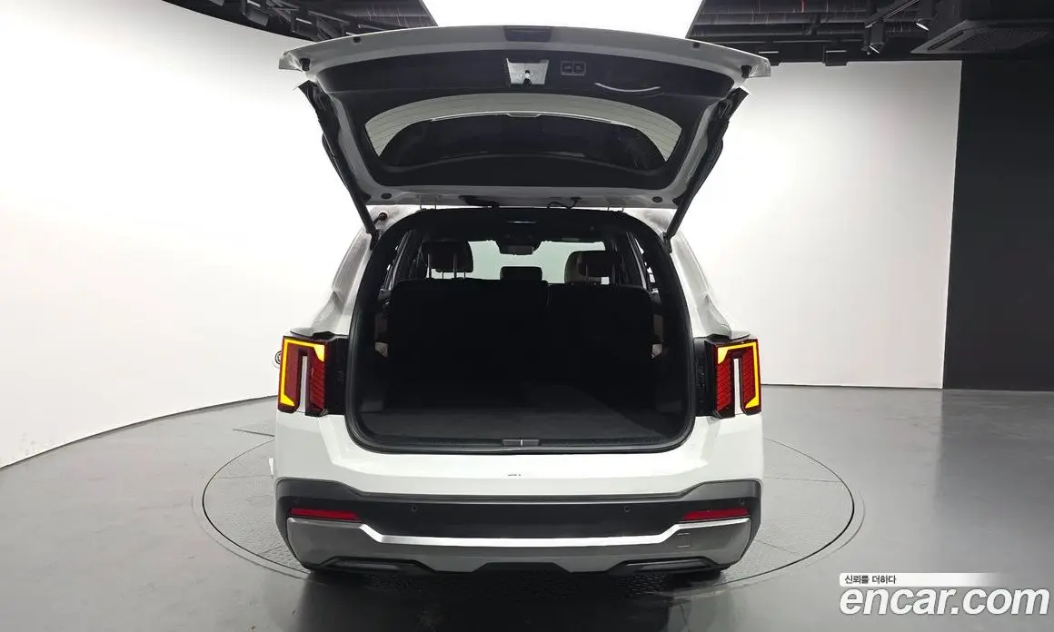 Kia Sorento 2023 1.6 автомат (гидро), фото 20 Kia Sorento 2023 1.6 автомат (гидро), фото 20