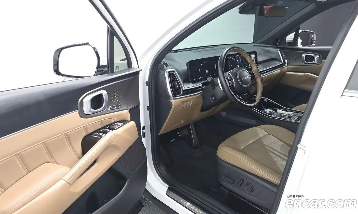 Kia Sorento 2023 1.6 автомат (гидро), фото 10 Kia Sorento 2023 1.6 автомат (гидро), фото 10