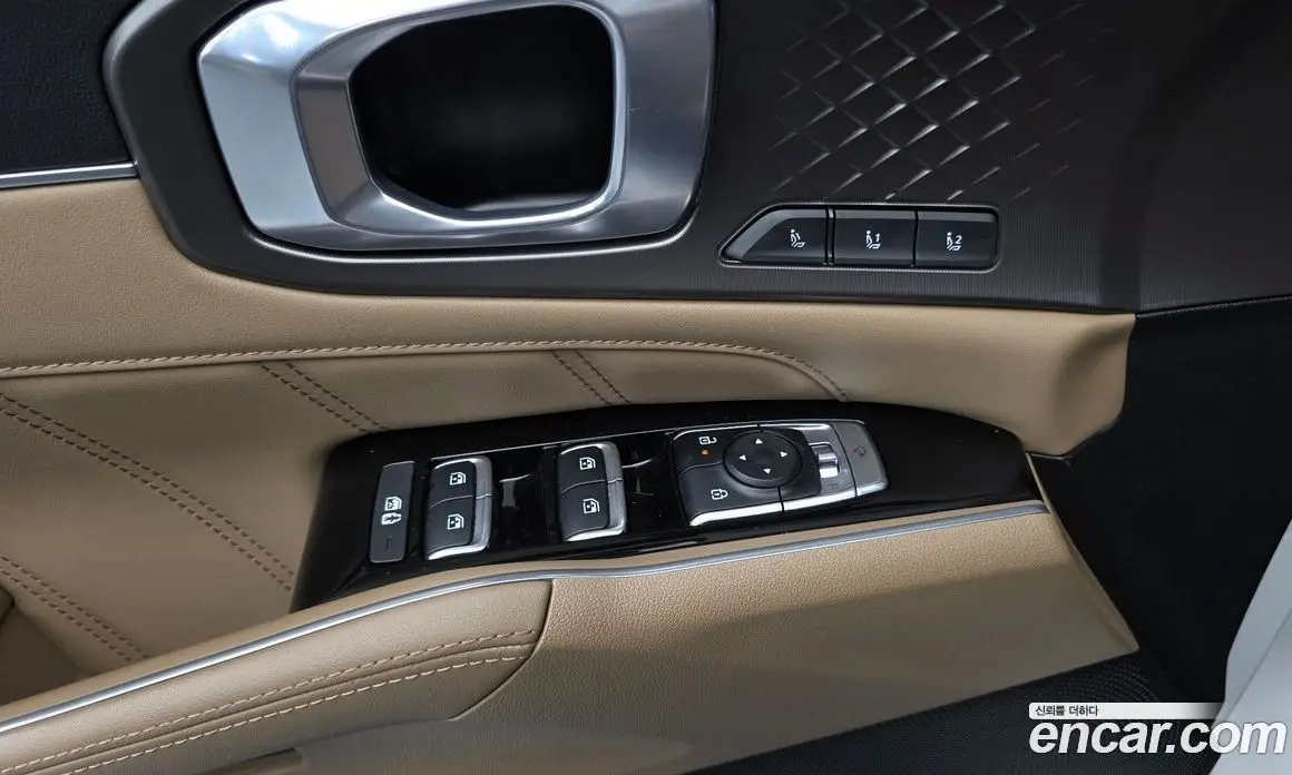 Kia Sorento 2024 1.6 автомат (гидро), фото 16 Kia Sorento 2024 1.6 автомат (гидро), фото 16