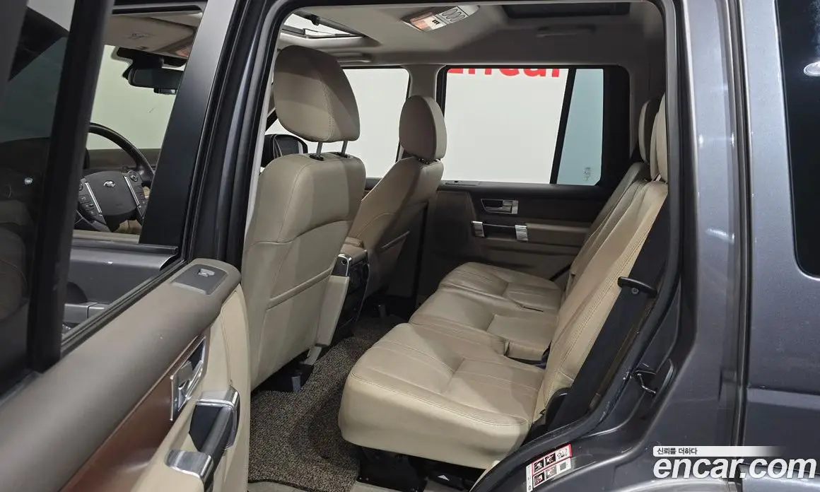 Land Rover Discovery 2016 3.0 автомат (гидро), фото 12