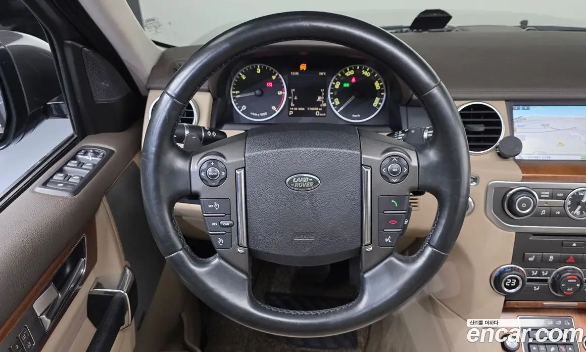 Land Rover Discovery 2016 3.0 автомат (гидро), фото 14