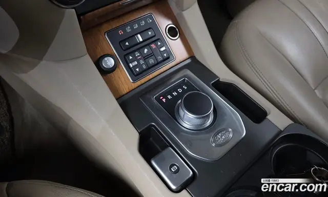 Land Rover Discovery 2016 3.0 автомат (гидро), миниатюра 9