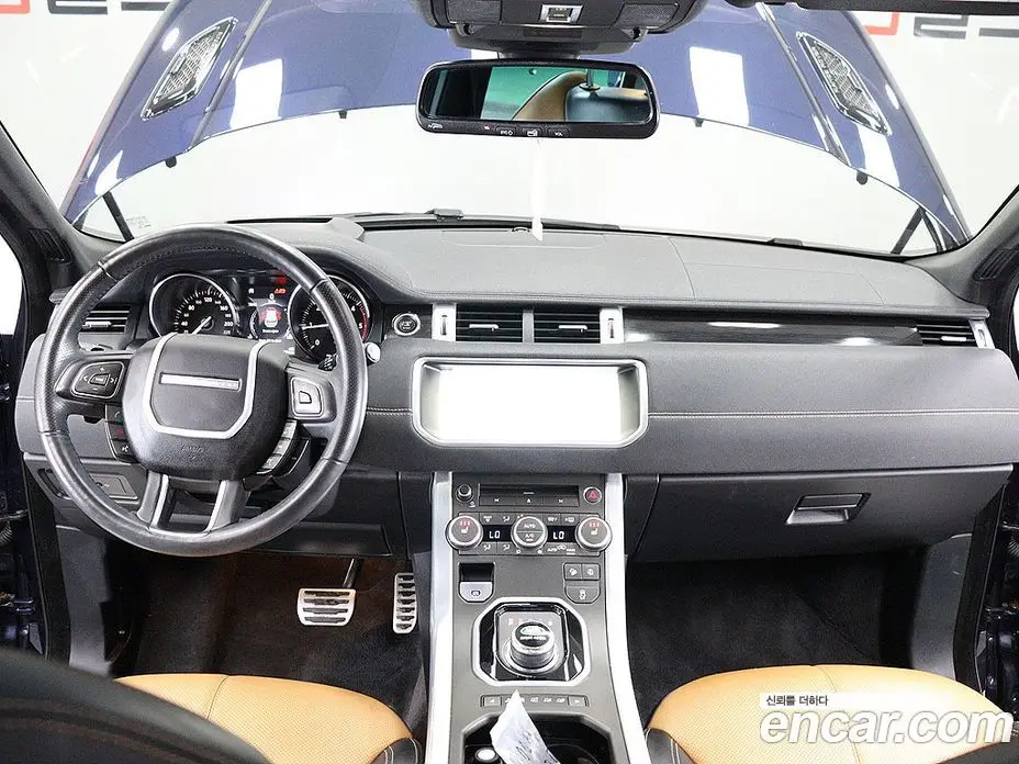 Land Rover Range Rover Evoque 2018 2.0 автомат (гидро), фото 13