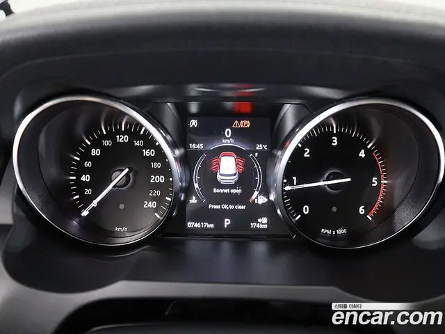 Land Rover Range Rover Evoque 2018 2.0 автомат (гидро), миниатюра 6