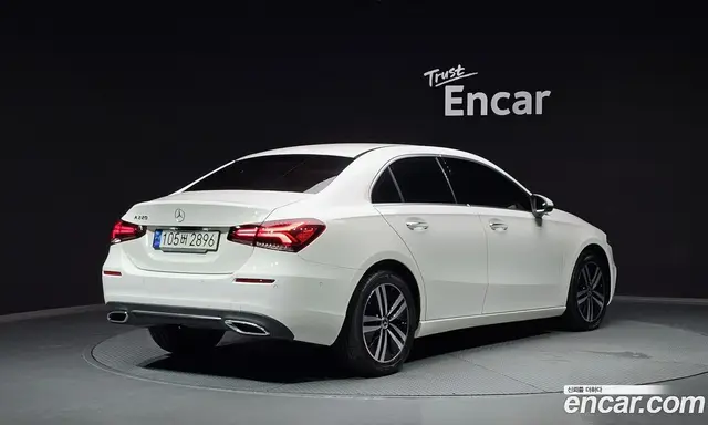 Mercedes-Benz A-Class 2021 2.0 автомат (гидро), миниатюра 2 Mercedes-Benz A-Class 2021 2.0 автомат (гидро), миниатюра 2