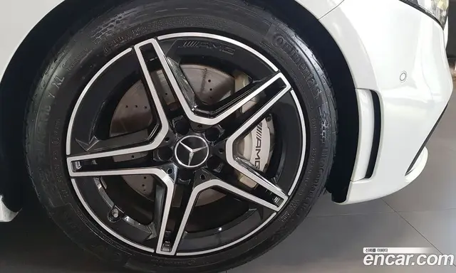 Mercedes-Benz A-Class 2022 2.0 автомат (гидро), миниатюра 5