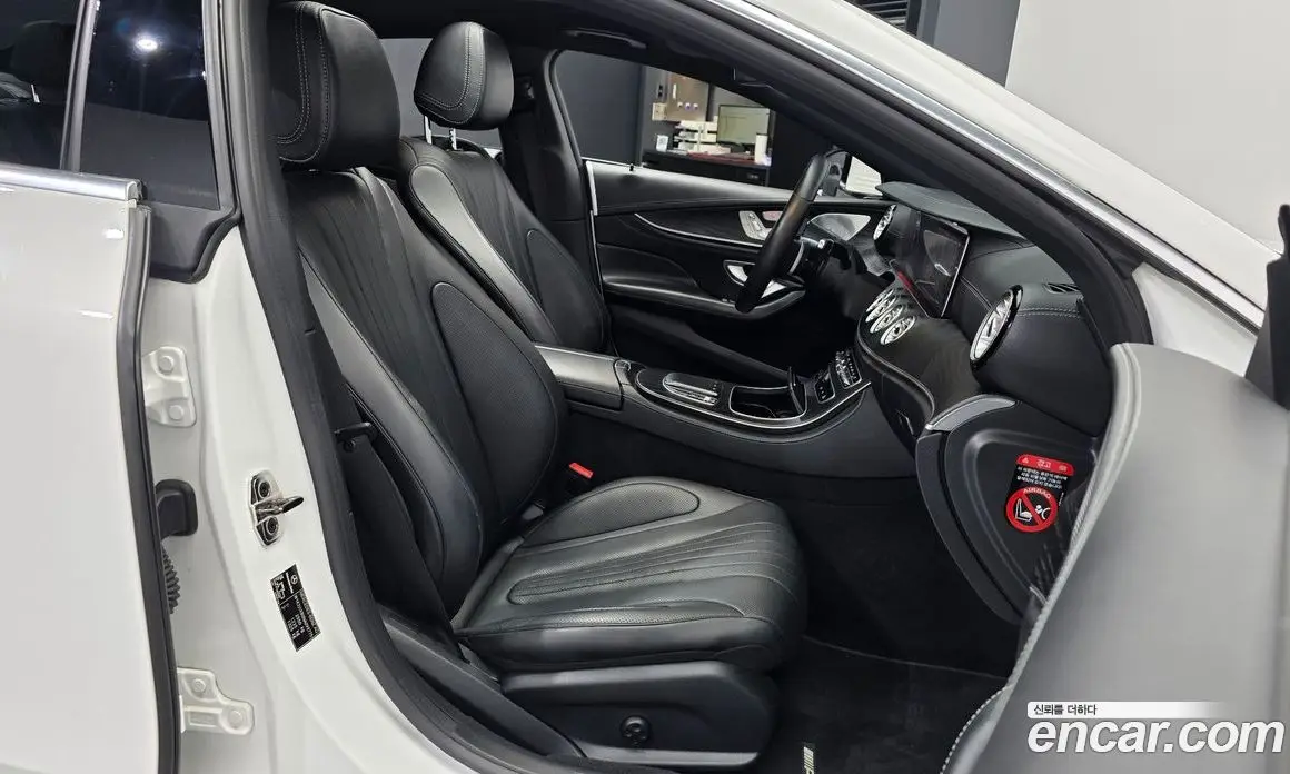 Mercedes-Benz CLS-Class 2022 2.0 автомат (гидро), фото 11